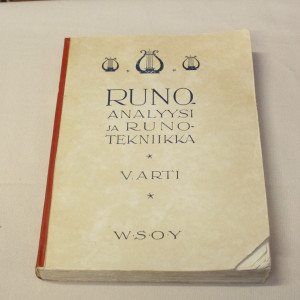 V. Arti Runoanalyysi ja runotekniikka